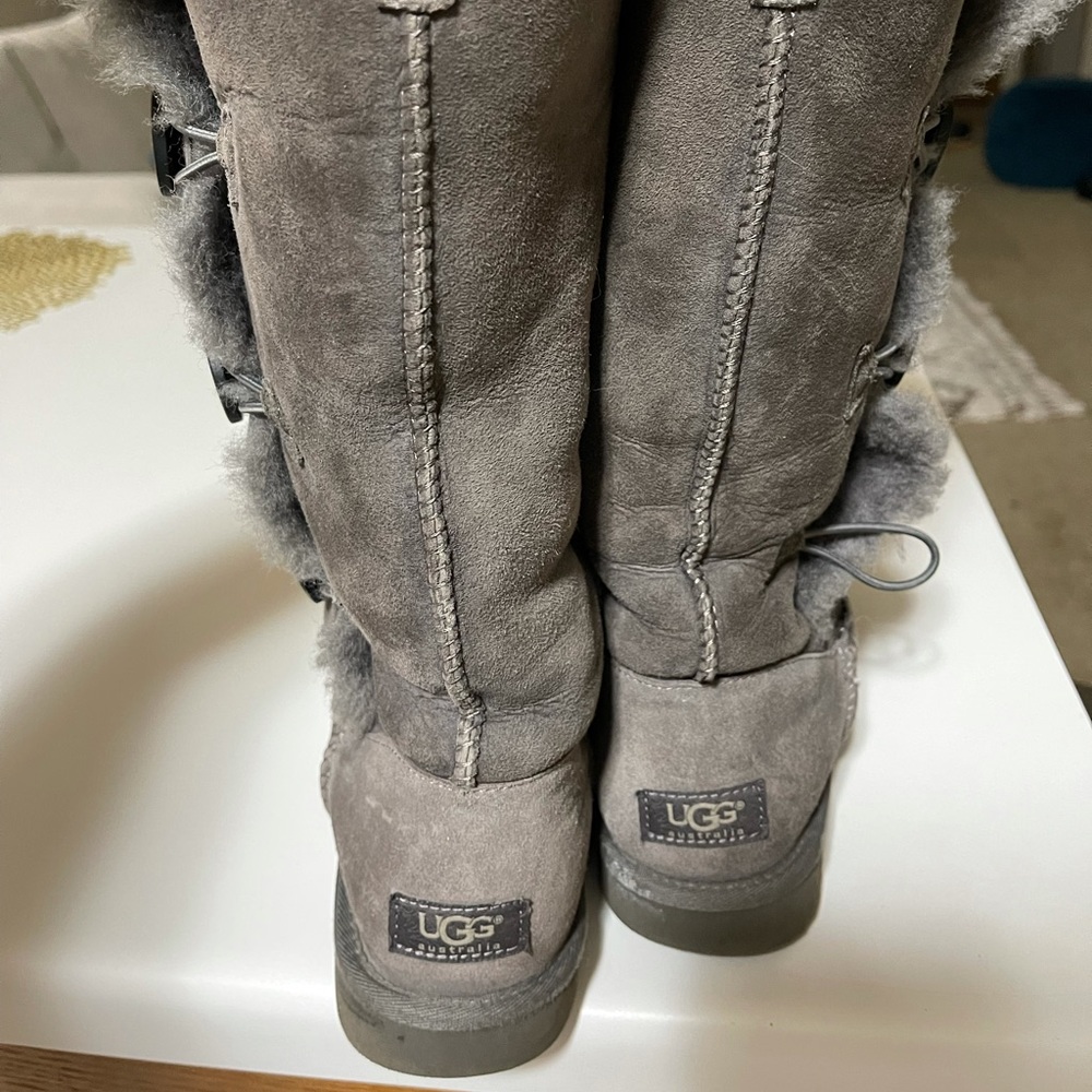Tall grey ugg boots!